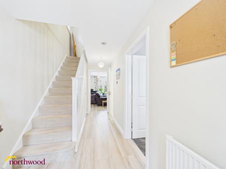 4 bedroom Semi-detached house for sale in Crouch Hill Road, Banbury, OX16
