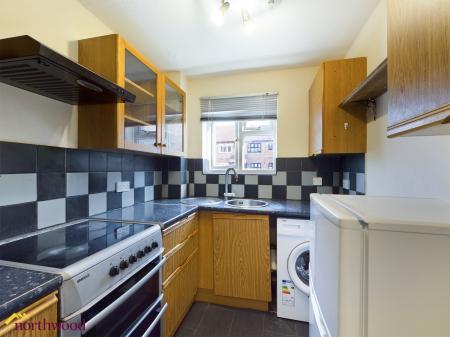 1 bedroom Terraced House to let in Barcombe Close, Banbury, OX16