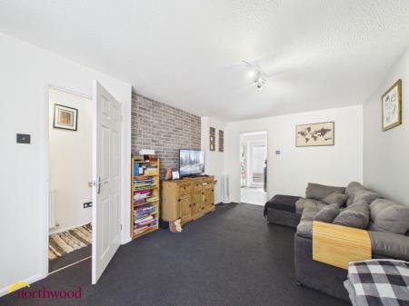 3 bedroom Semi-detached house for sale in Winchester Close, Banbury, OX16
