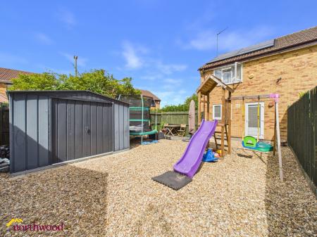 3 bedroom Semi-detached house for sale in Winchester Close, Banbury, OX16