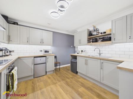 1 bedroom House share to let in Eastern Street, Aylesbury, HP20