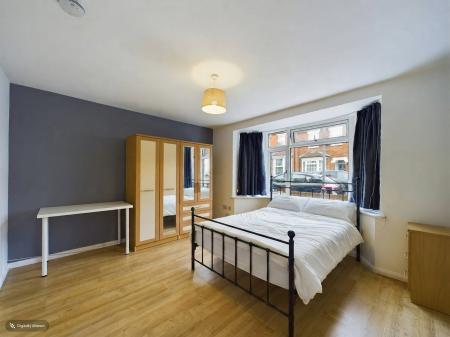 1 bedroom House share to let in Eastern Street, Aylesbury, HP20