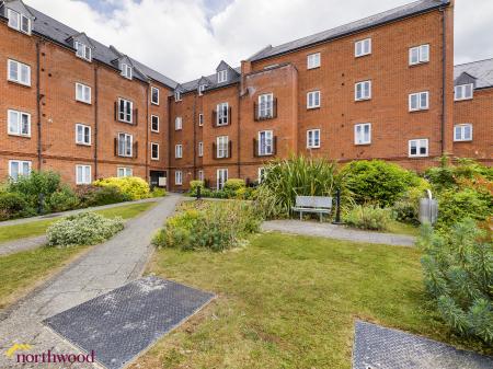 2 bedroom Flat to let in Cherwell Court, Britannia Road