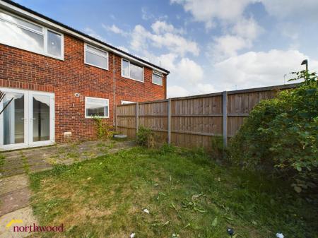 3 bedroom Terraced House to let in Cheviot Way, Banbury, OX16
