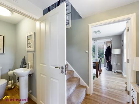 4 bedroom Semi-detached house to let in The Robins, Adderbury, OX17