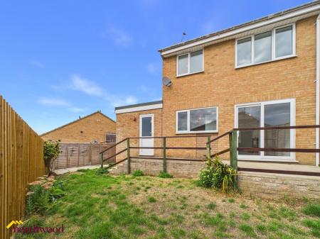 3 bedroom Semi-detached house for sale in Blenheim Rise, Kings Sutton, OX17