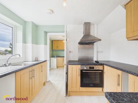 3 bedroom Semi-detached house for sale in Blenheim Rise, Kings Sutton, OX17