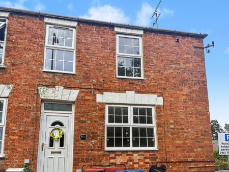 3 bedroom End of terrace house to let in Broughton Road, Banbury, OX16