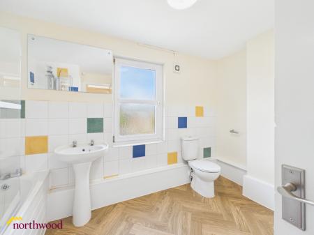 3 bedroom Maisonette to let in Broughton Road, Banbury, OX16