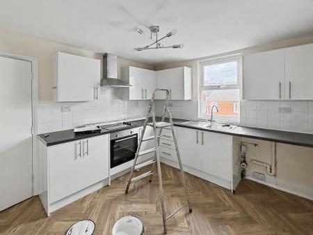 3 bedroom End of terrace house to let in Broughton Road, Banbury, OX16
