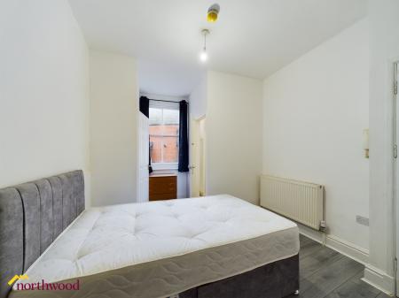 1 bedroom House share to let in 6 Horsefair, Banbury, OX16