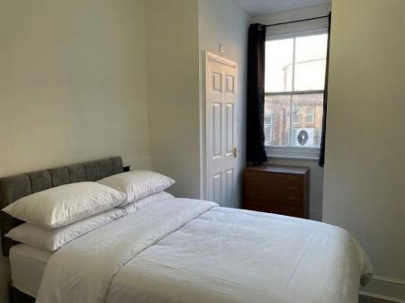 1 bedroom House share to let in 6 Horsefair, Banbury, OX16