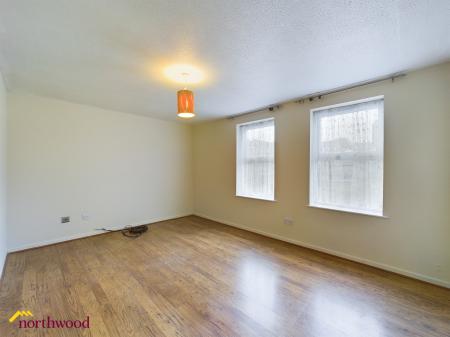 3 bedroom End of terrace house for sale in Hearthway, Banbury, OX16