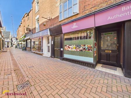 2 bedroom Flat for sale in Church Lane, Banbury, OX16