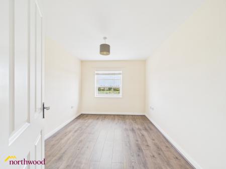2 bedroom Flat to let in Wardington Road, Banbury, OX16