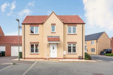 3 bedroom Detached house to let in Bramble Crescent, Bodicote, OX15