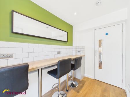 1 bedroom House share to let in Eastern Street, Aylesbury, HP20