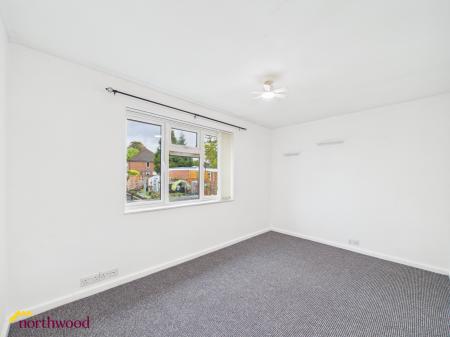 2 bedroom Terraced House for sale in Orchard Way, Banbury, OX16