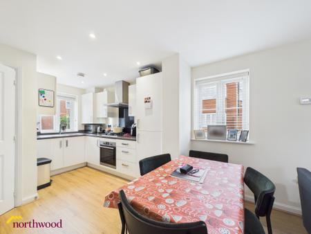2 bedroom End of terrace house for sale in Swift Drive, Banbury, OX15