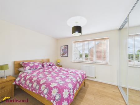 2 bedroom End of terrace house for sale in Swift Drive, Banbury, OX15