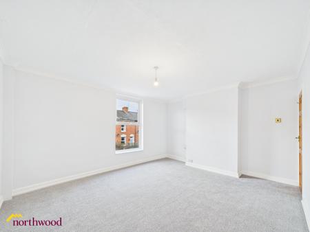 2 bedroom Maisonette to let in North Street, Banbury, OX16