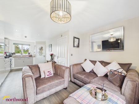 2 bedroom Semi-detached house for sale in De la Warr Drive, Banbury, OX16