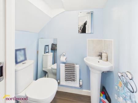 2 bedroom Semi-detached house for sale in De la Warr Drive, Banbury, OX16
