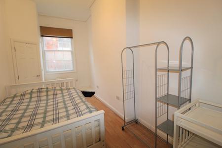 1 bedroom Flat to let in Butchers Row, Banbury, OX16