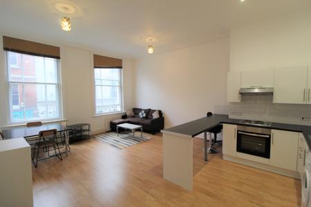 1 bedroom Flat to let in Butchers Row, Banbury, OX16