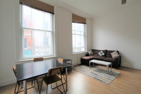 1 bedroom Flat to let in Butchers Row, Banbury, OX16
