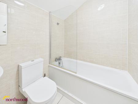 2 bedroom Flat to let in Parsons Street, Banbury, OX16