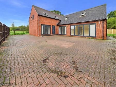 Blacklocks Hill Nethercote, Banbury, OX17