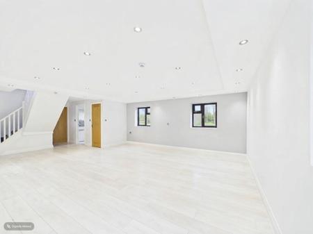 5 bedroom Detached house to let in Blacklocks Hill Nethercote, Banbury, OX17