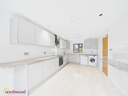 5 bedroom Detached house to let in Blacklocks Hill Nethercote, Banbury, OX17