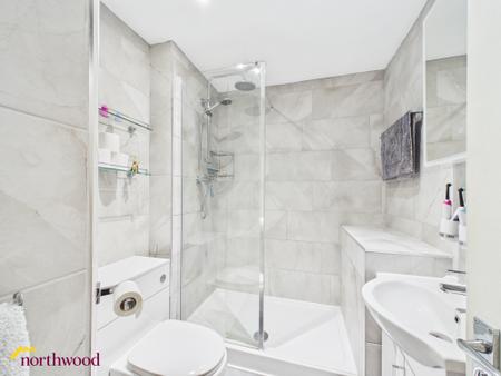 2 bedroom House for sale in Wellington Avenue, Banbury, OX16