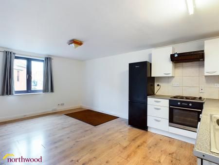 1 bedroom Flat to let in Christchurch Court, Banbury, OX16