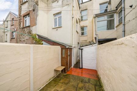 3 bedroom Flat for sale in 32 Sticklepath Terrace, Sticklepath, Barnstaple, EX31