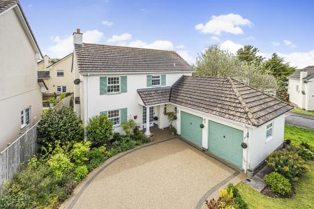 4 bedroom Detached house for sale in Lower Cross Road, Barnstaple, EX31