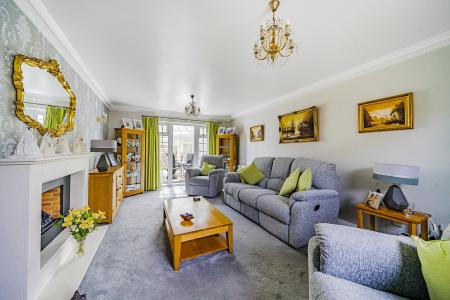 4 bedroom Detached house for sale in Lower Cross Road, Barnstaple, EX31