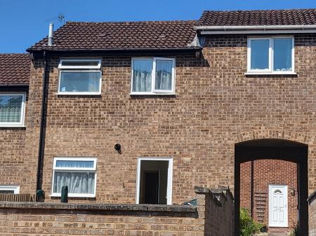2 bedroom Terraced House for sale in Treefield Walk, Whiddon Valley, Barnstaple, EX32