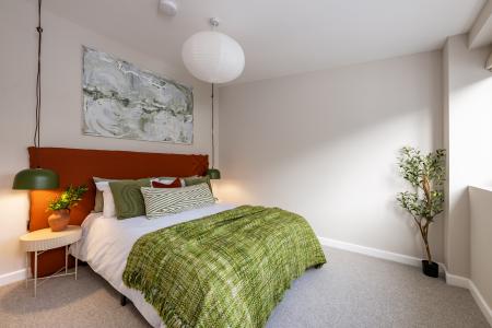 2 bedroom Flat to let in High Street, Barnstaple, EX31