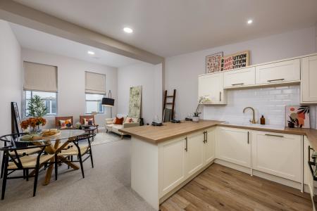 2 bedroom Flat to let in High Street, Barnstaple, EX31