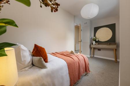 2 bedroom Flat to let in High Street, Barnstaple, EX31