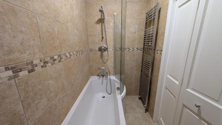 1 bedroom Flat to let in High Street, Combe Martin, Ilfracombe, EX34