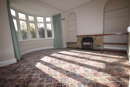 3 bedroom Detached house to let in Old Bideford Road, Barnstaple, EX31