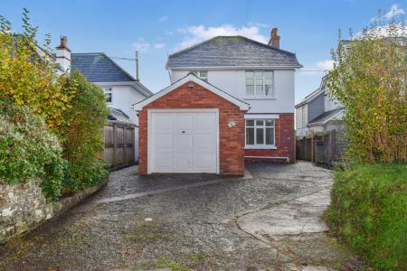 3 bedroom Detached house to let in Old Bideford Road, Barnstaple, EX31