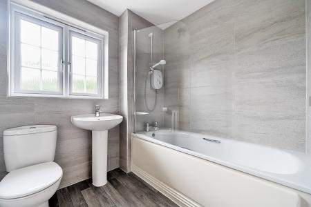 4 bedroom Detached house for sale in Boulderclay, Roundswell, Barnstaple, EX31