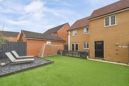 4 bedroom Detached house for sale in Boulderclay, Roundswell, Barnstaple, EX31