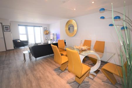 2 bedroom Flat for sale in Taw Wharf, Barnstaple, EX31