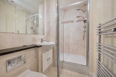 2 bedroom Flat for sale in Cleave Road, Sticklepath, EX31